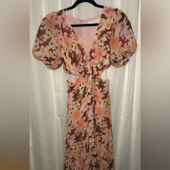 ASTR The Label High Low Dress in Pink and Orange Floral 🍂🍁🧡 Medium Jennell Dress - Picture 9 of 16